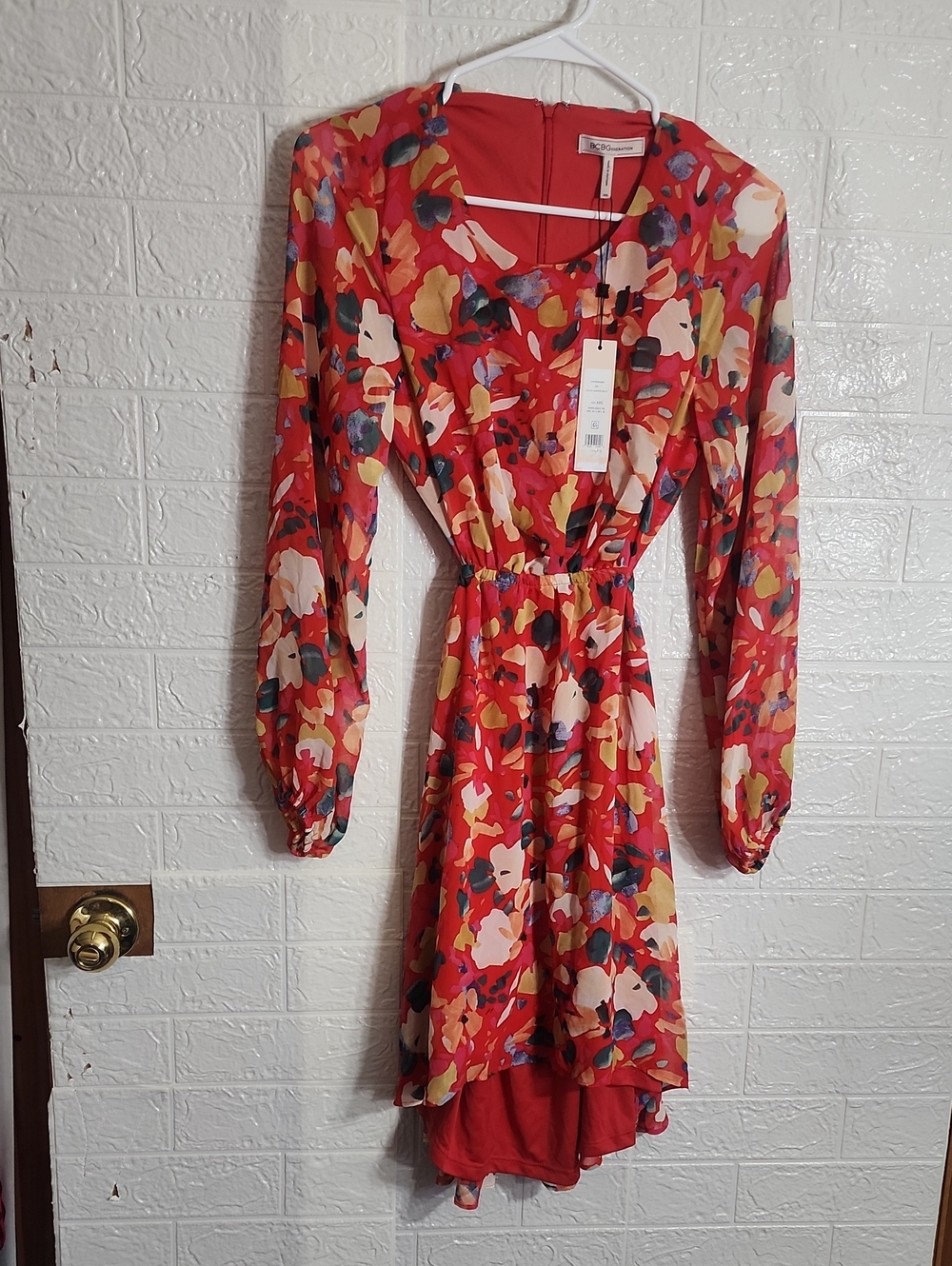 BCBGeneration Red Multicolor Floral Long-Sleeve Dress